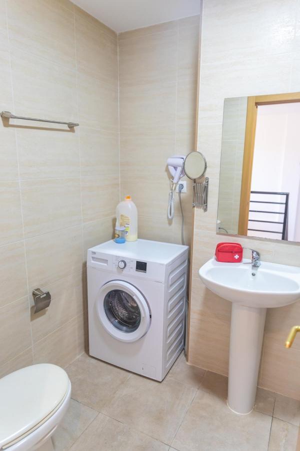 Adosado Reformado Con Piscina, Garaje Y Jardin Junto A La Playa Apartment *